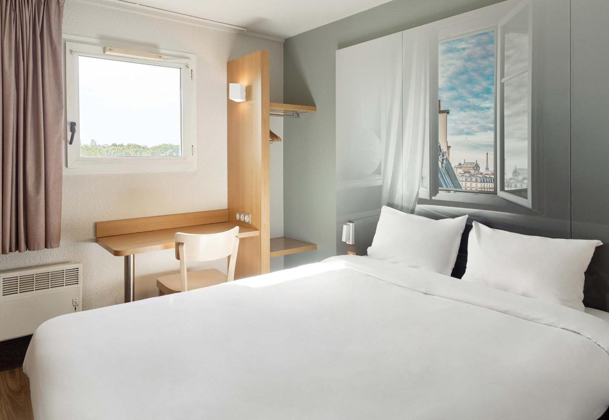 B&B Hotel Montlhery Linas Zewnętrze zdjęcie