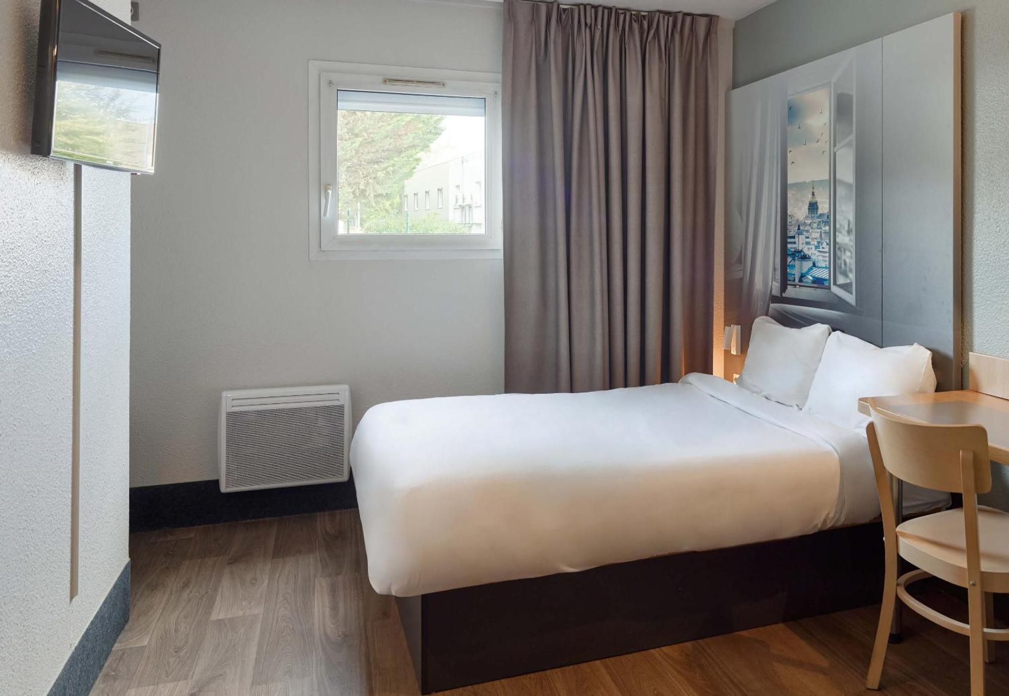 B&B Hotel Montlhery Linas Zewnętrze zdjęcie