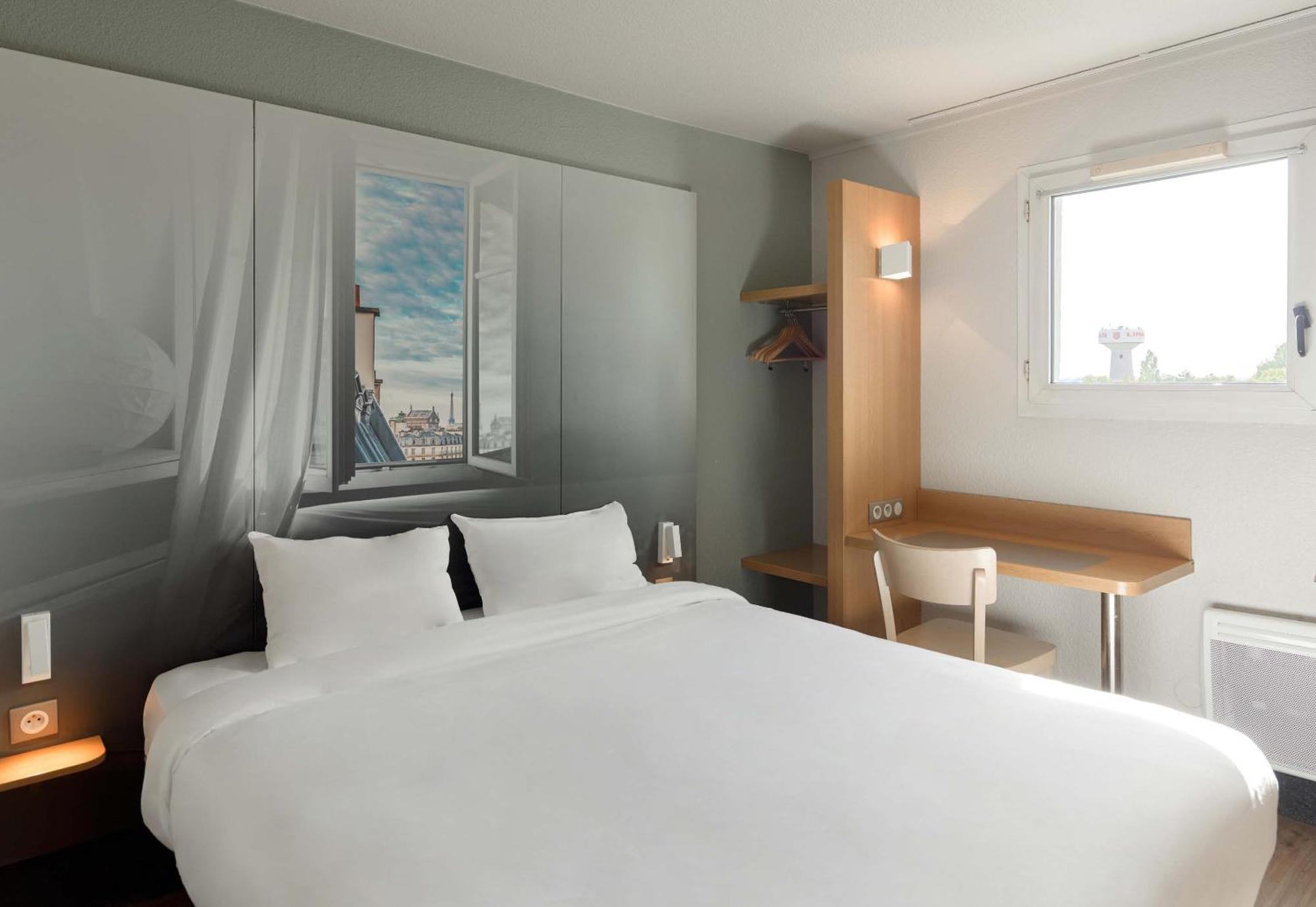 B&B Hotel Montlhery Linas Zewnętrze zdjęcie