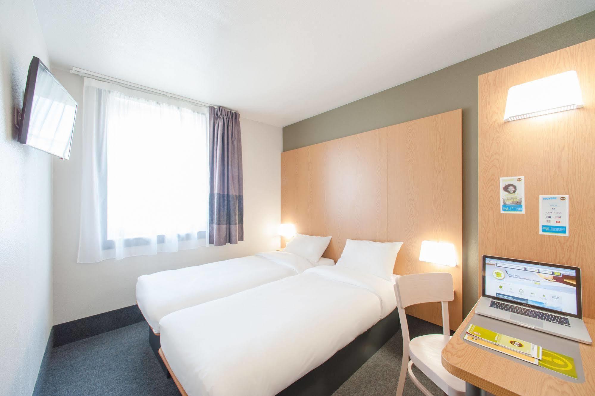 B&B Hotel Montlhery Linas Zewnętrze zdjęcie