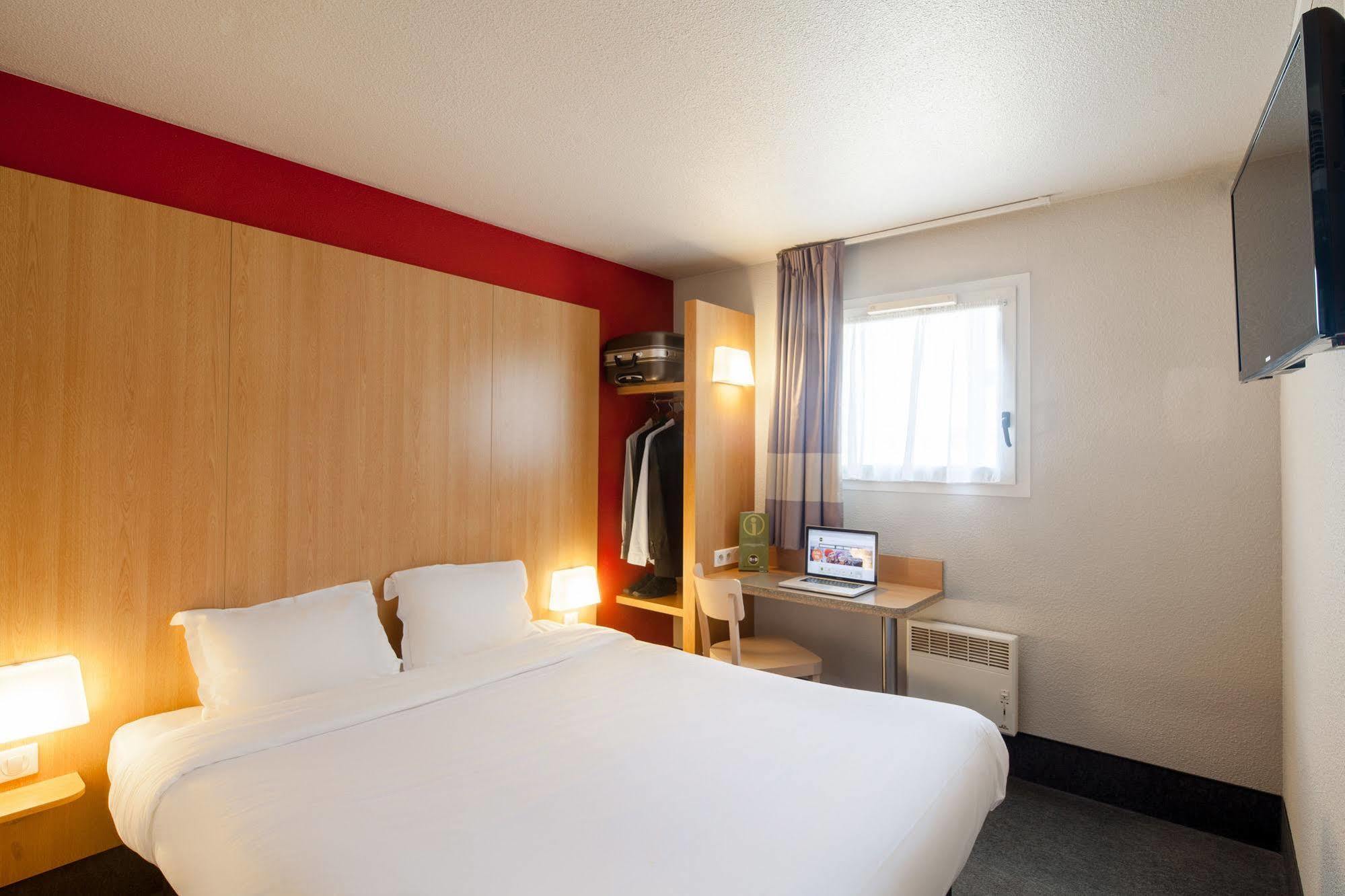 B&B Hotel Montlhery Linas Zewnętrze zdjęcie